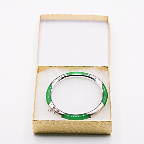 Vintage Green Jade Hinged Sterling Silver Bangle Bracelet - Picture 1 of 2